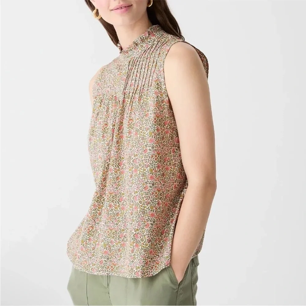 J Crew | Pintuck Cotton Poplin Top | Scattered Blooms (Pink & Green Floral) | XS